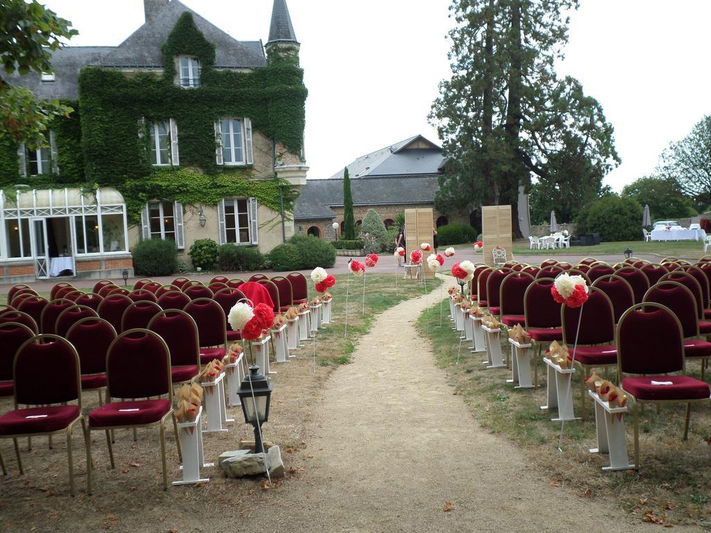 Domaine De La Ferriere Hotel Chateaubriant Bagian luar foto